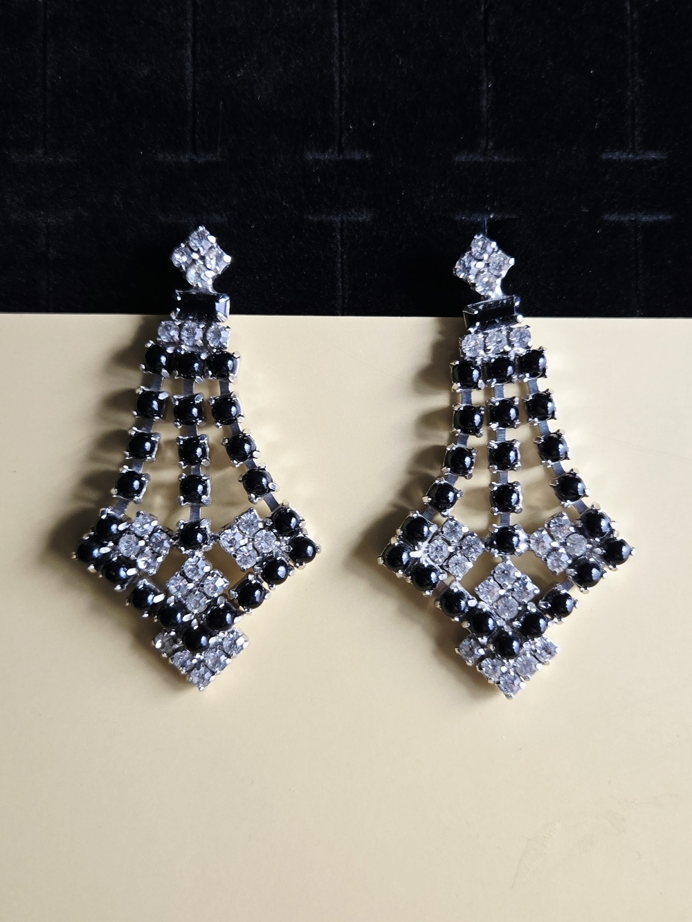 Vintage Black and Silver Art Deco Screw Back Earrings